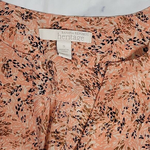 Banana Republic Heritage Blouse - Picture 2 of 5